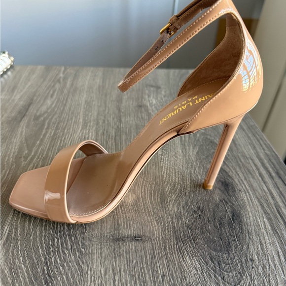 Saint Laurent Chic Tan Stiletto Heels - Picture 2 of 12